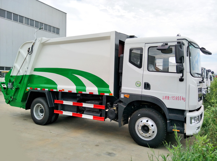 壓縮式垃圾車配置全解析 助力城市環(huán)衛(wèi)高效運(yùn)轉(zhuǎn)